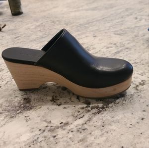 NEW Everalane Ladies Black Leather Clog Size 7